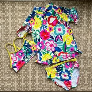 Mini Boden happy jungle swim suit set